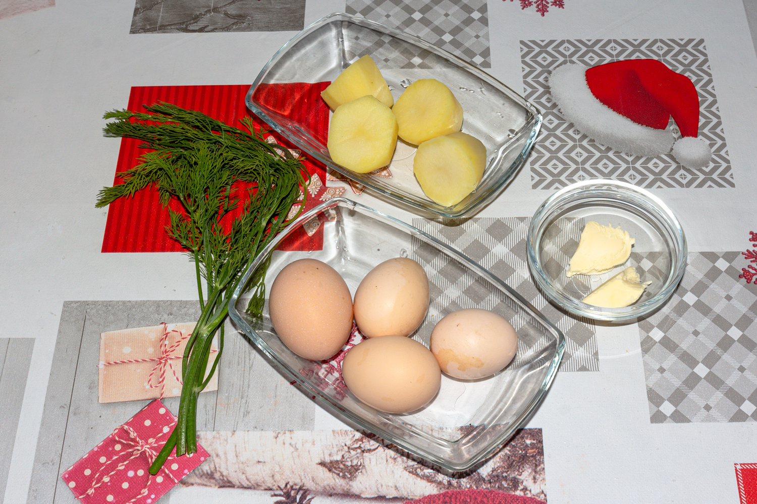 продукты для рецепта Яичница с отварным картофелем