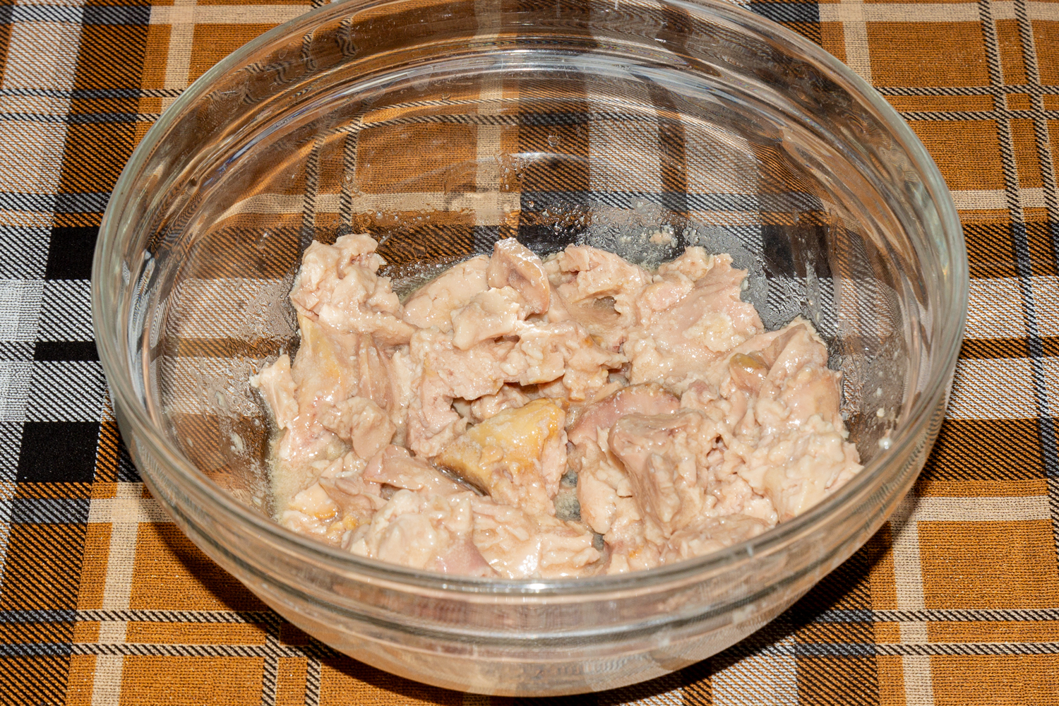 измельченная печень по рецепту Салат с печенью трески (2)