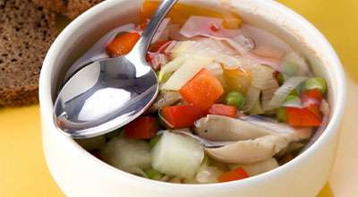 Суп из свежих овощей с грибами