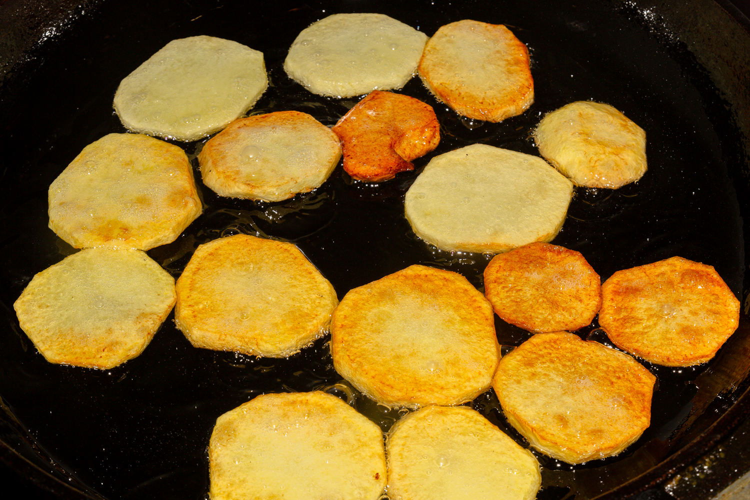 обжаренный картофель по рецепту Тапака по-арцахски