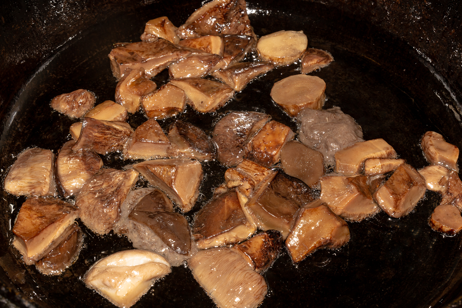 обжаренные грибы по рецепту Омлет с грибами и сыром