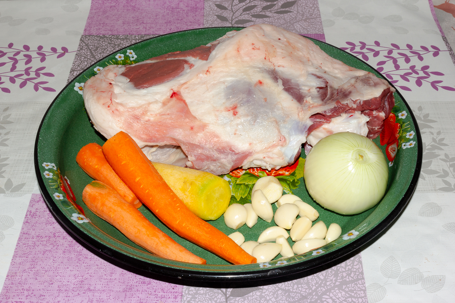 продукты для рецепта  Баранина с овощами в духовке 