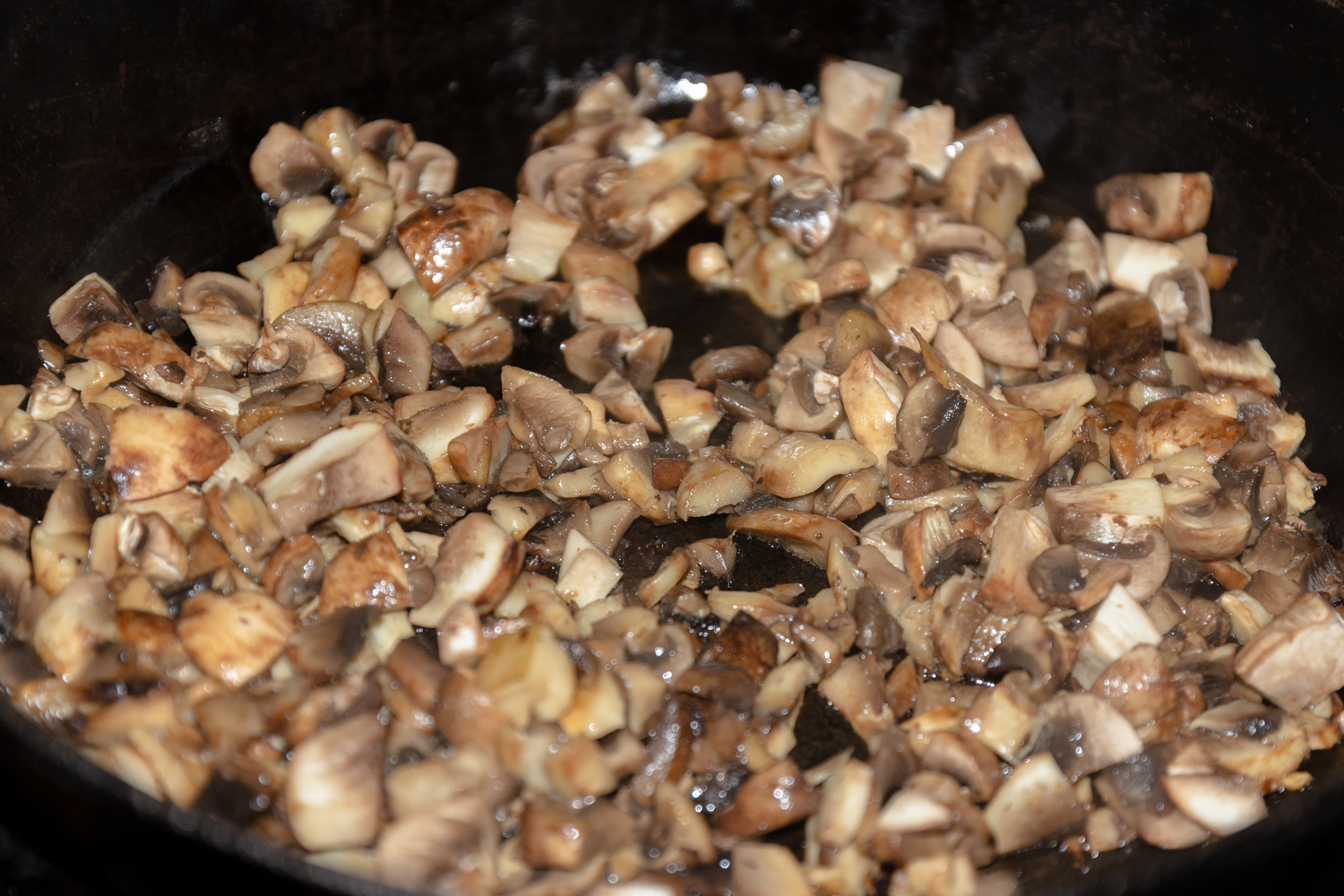 обжаренные грибы по рецепту Пирожки с картошкой, луком и грибами