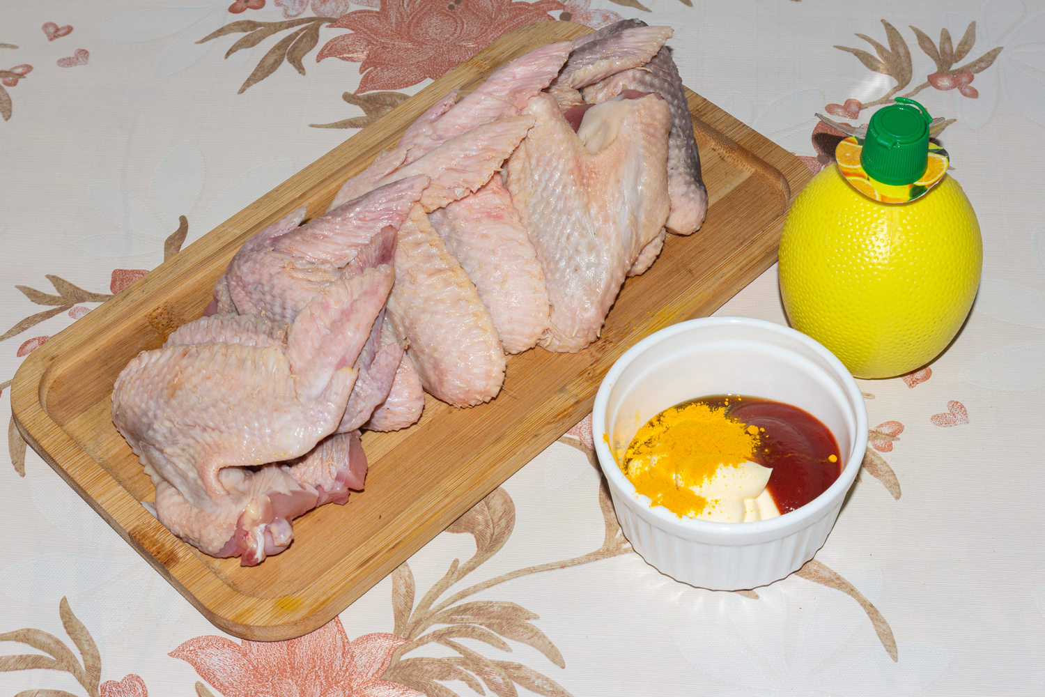 продукты для рецепта Ароматные куриные крылышки