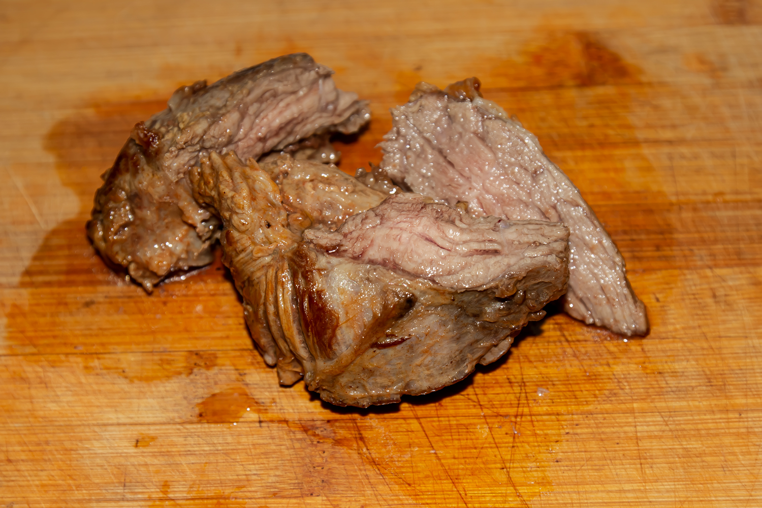 разрезанное мясо по рецепту